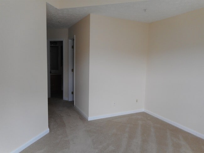 Building Photo - 104 Bayland Dr