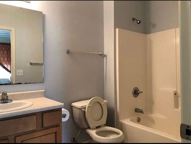 Building Photo - West Lafayette…3 Bedroom 2 Bath