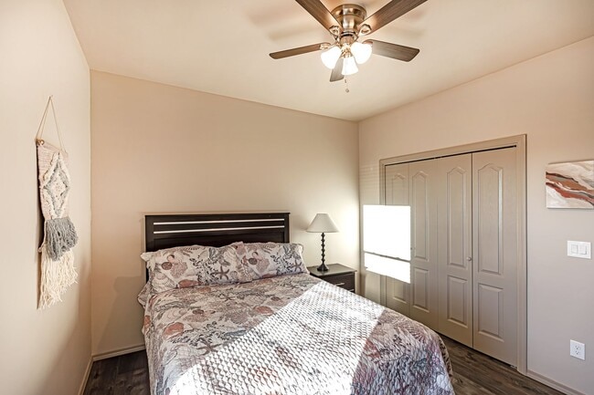 Building Photo - Fully Furnished