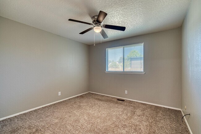 Building Photo - 2776 Reno Way