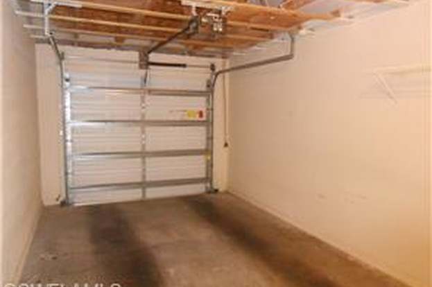Building Photo - 273 Robin Hood Cir