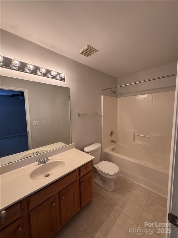 Building Photo - 2343 Calabassas Ln