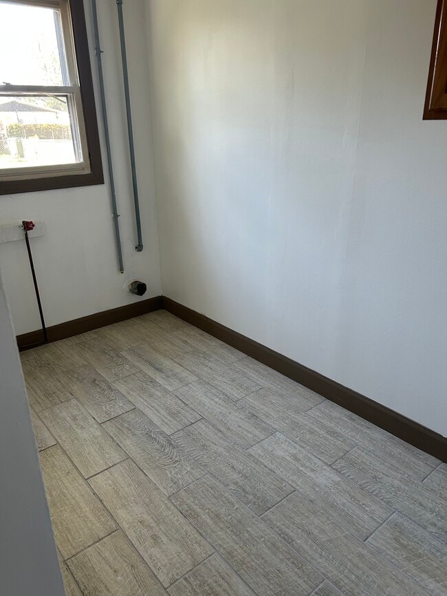 Building Photo - 6530 Ohio Ave