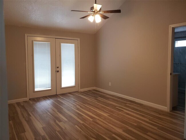 Building Photo - 9122 Chesney Downs Dr