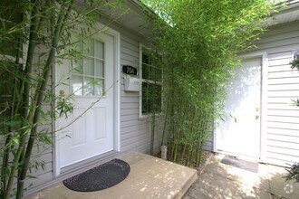 Building Photo - 4-Bedroom 2-Bath Home near Downtown Champa...