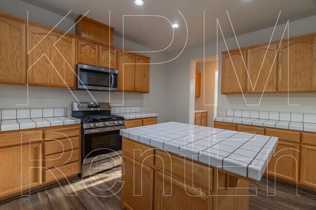 Building Photo - 3807 Spring Meadow Ln