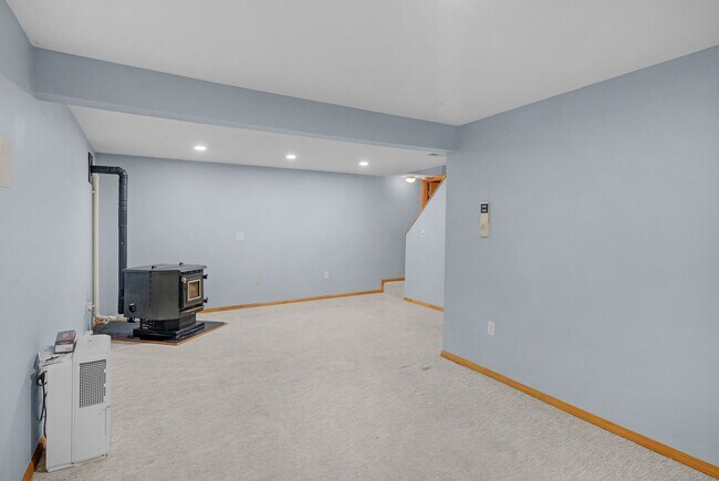 Building Photo - 505 4th