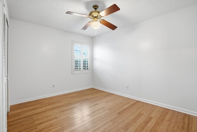 Building Photo - 212 Pheasant Run