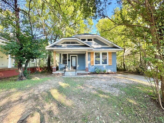 Primary Photo - 664 Landis St