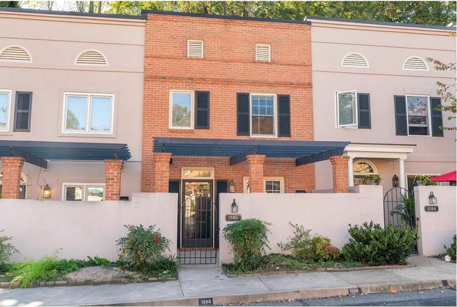 Building Photo - 1586 Garden Ct