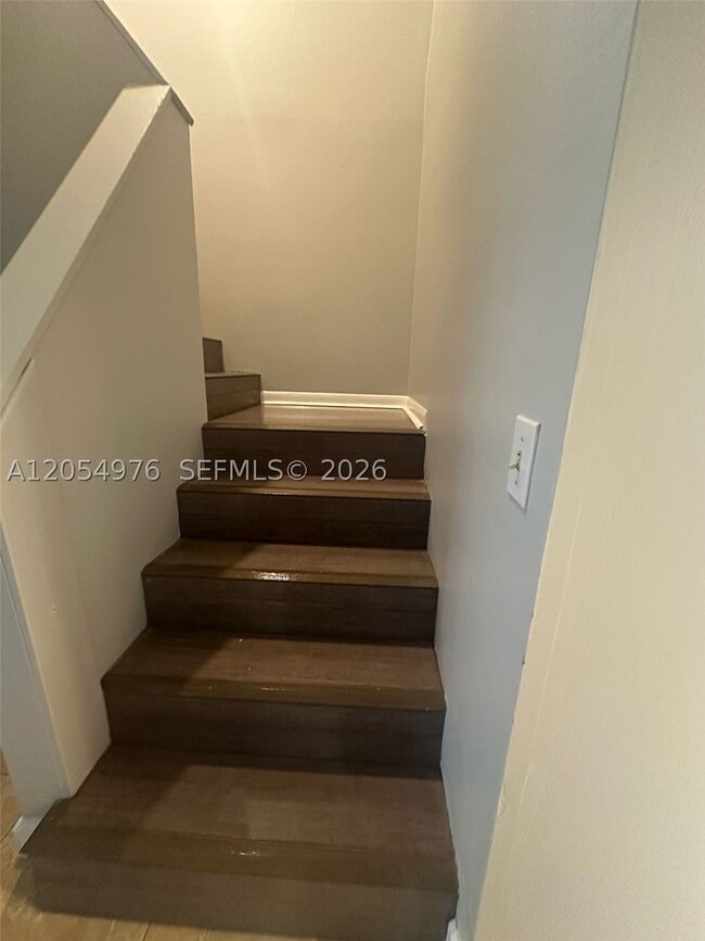 Building Photo - 4159 SW 66th Ln