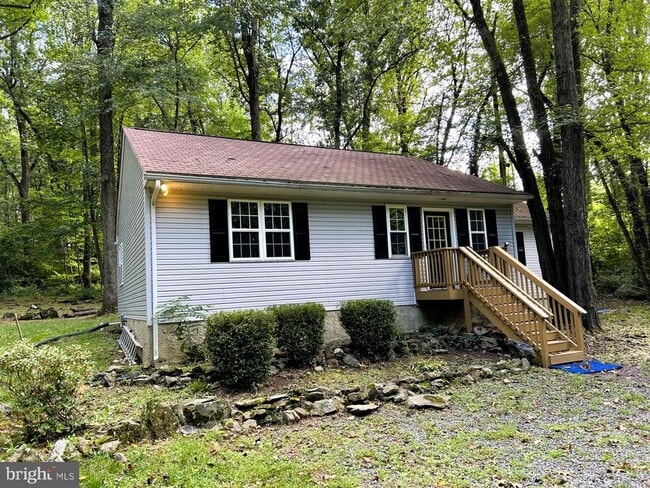 Primary Photo - 104 Delphi Rd