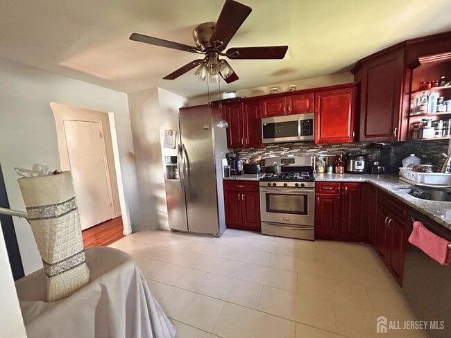 Building Photo - 74 Washington Ave