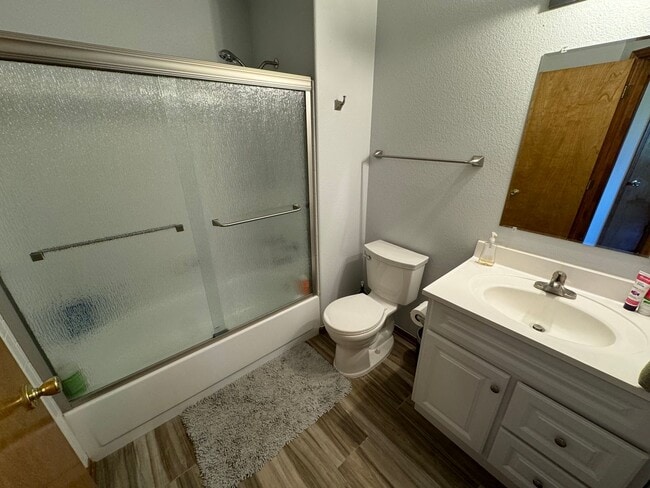 Building Photo - Wonderful Highlands Ranch Location!