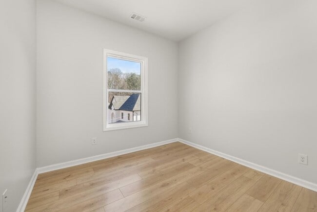 Building Photo - 4420 Ross Estates Ct SW