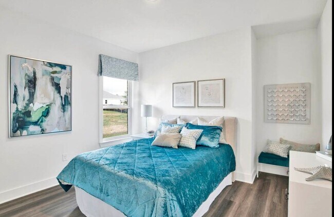 Building Photo - Charming 4BR House in a Calm and friendly ...