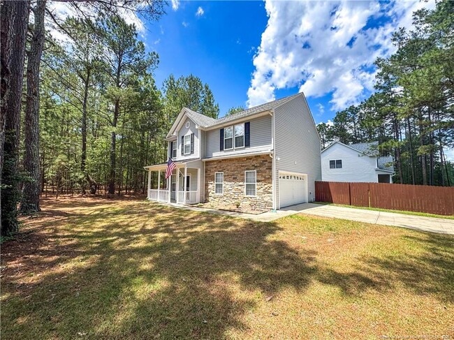 Building Photo - 758 Blue Bird Dr
