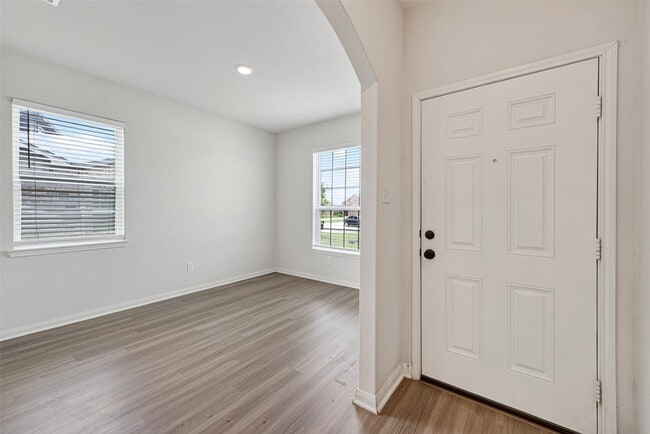 Building Photo - 2128 Mule Ridge Dr
