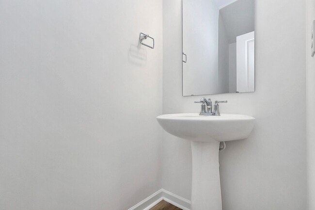 Building Photo - Brand NEW Townhome for RENT!