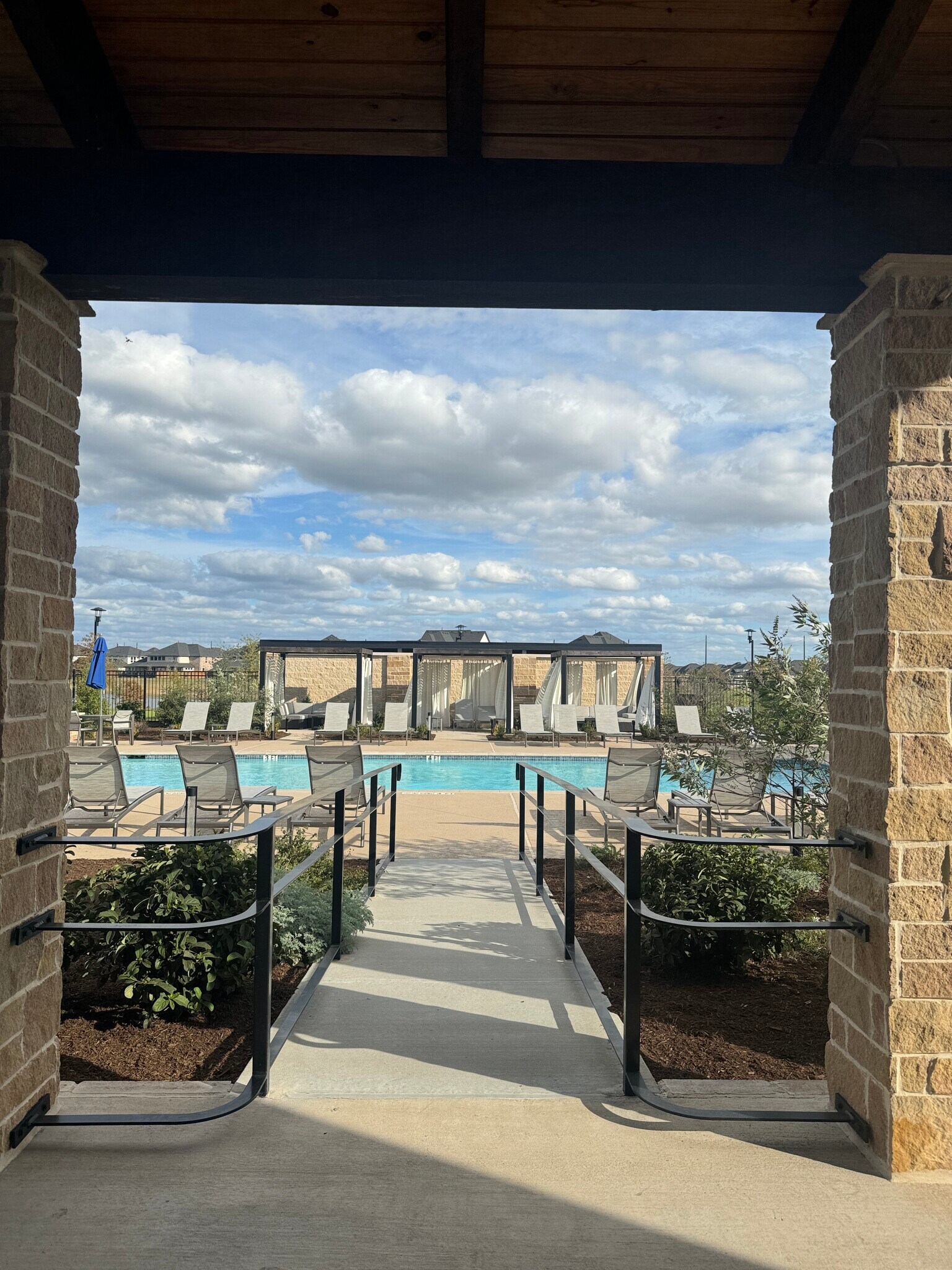 Amenity Clubhouse, available for separate fee - 13827 Via Toluca Trl