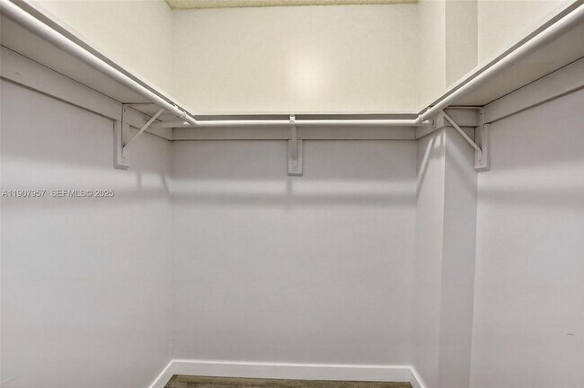 Building Photo - 6500 Cypress Rd