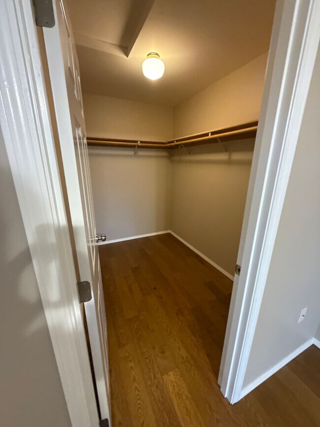 Building Photo - Great 55+ Condo