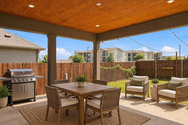 Building Photo - 609 Falkland Trace