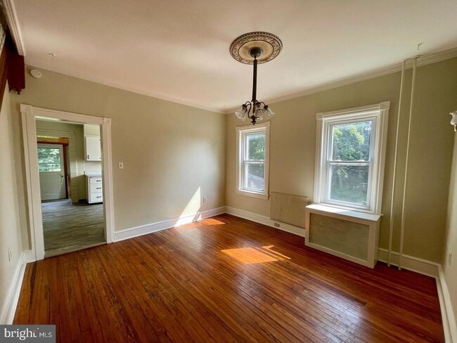 Building Photo - 692 Lenni Rd