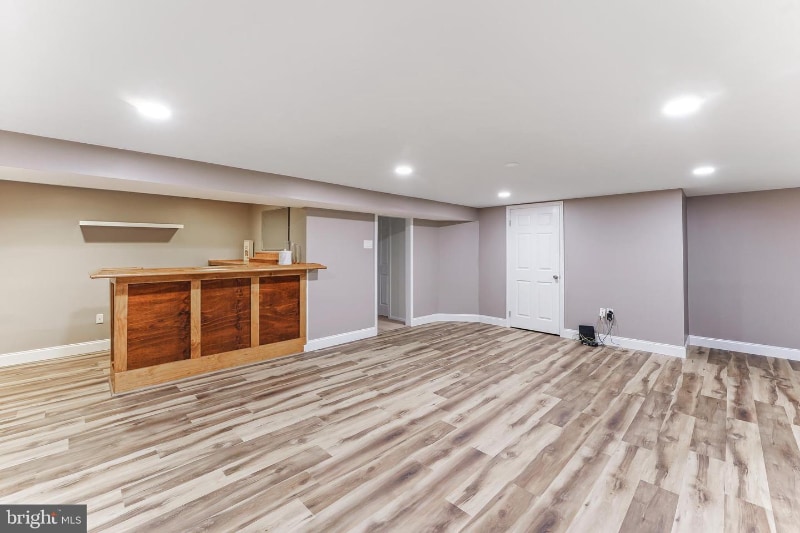 Building Photo - 200 Stirling Ct