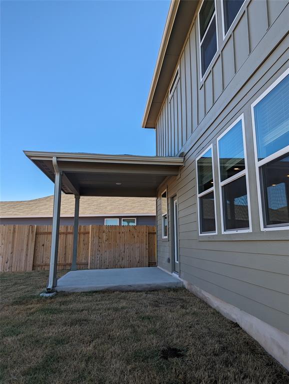 Building Photo - 513 Dayspring Cv