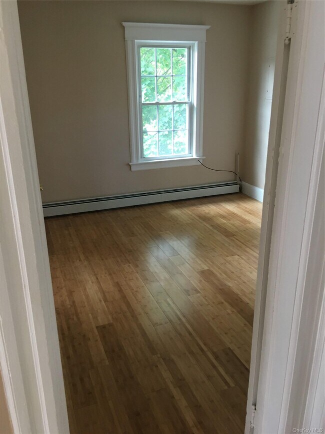 Building Photo - 528 NY-32