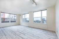 Building Photo - Spacious Ingleside Heights Condo w/ Private Patio & Parking!
