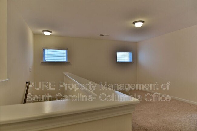 Building Photo - 207 Eagle Park Dr