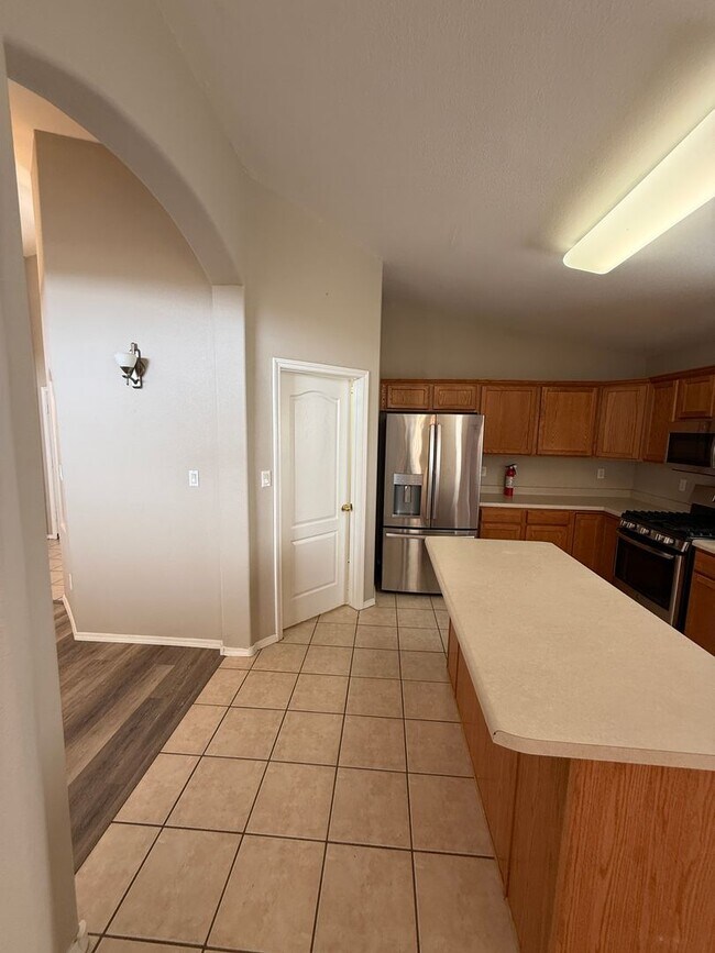 Building Photo - 2526 Tuscan Hills Ln