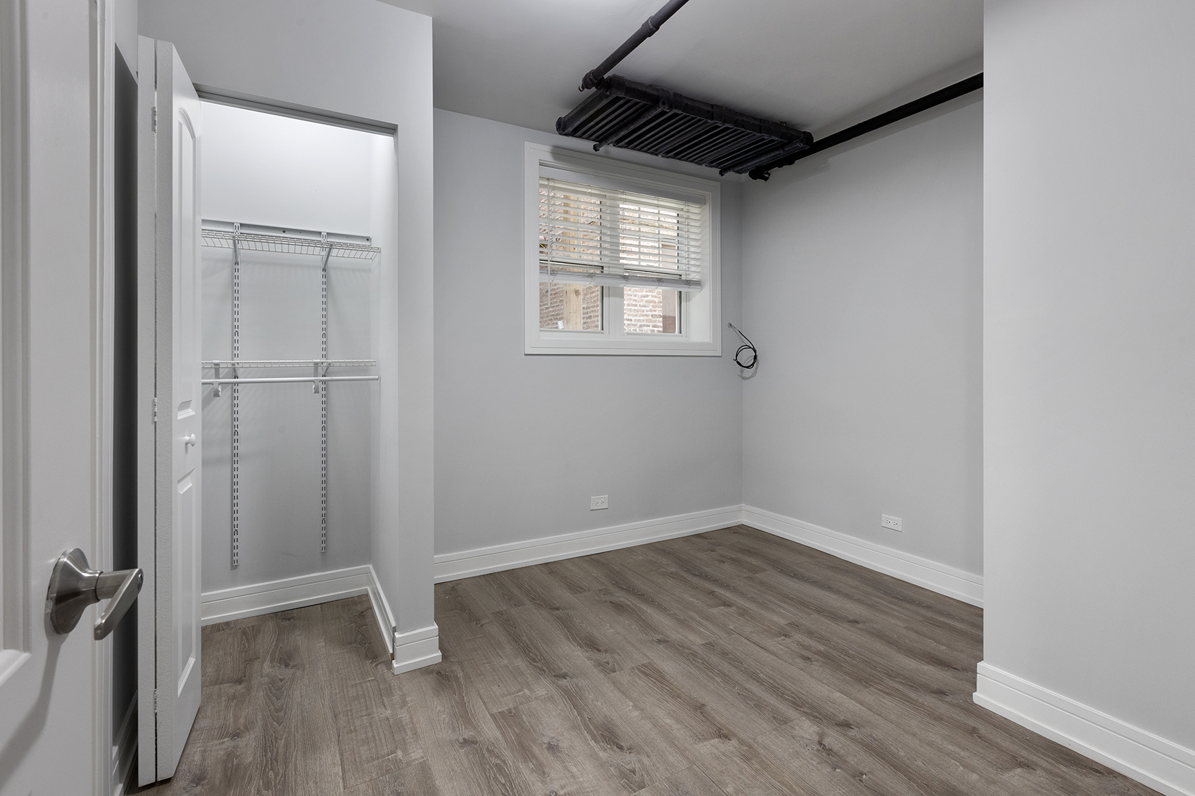 Building Photo - 6112 N Winthrop Ave