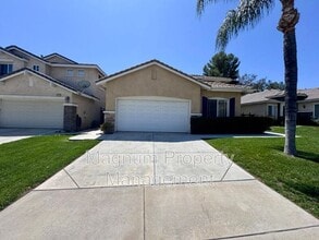 Building Photo - 33021 Adelante St