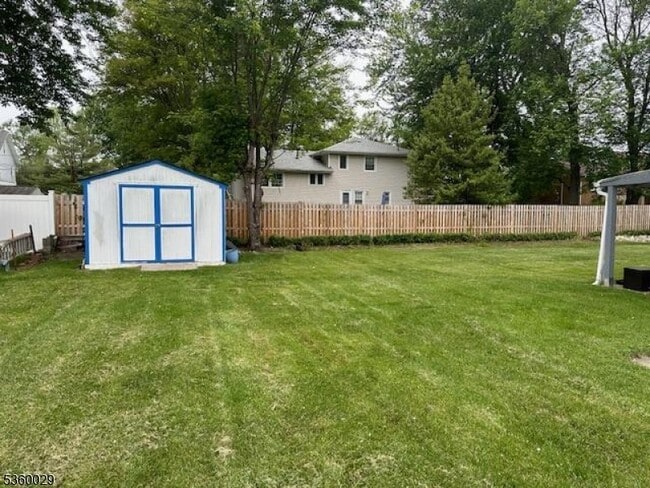 Building Photo - 23 Distler Ave