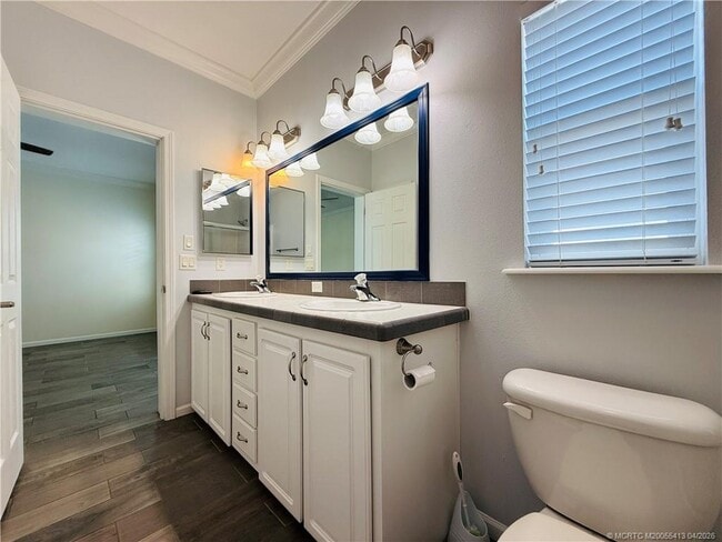 Building Photo - 35 NE Nautical Dr