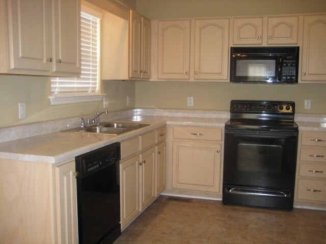 Building Photo - 5608 Craftwood Ct