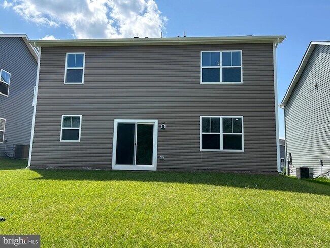 Building Photo - 469 Gravenstein Ln