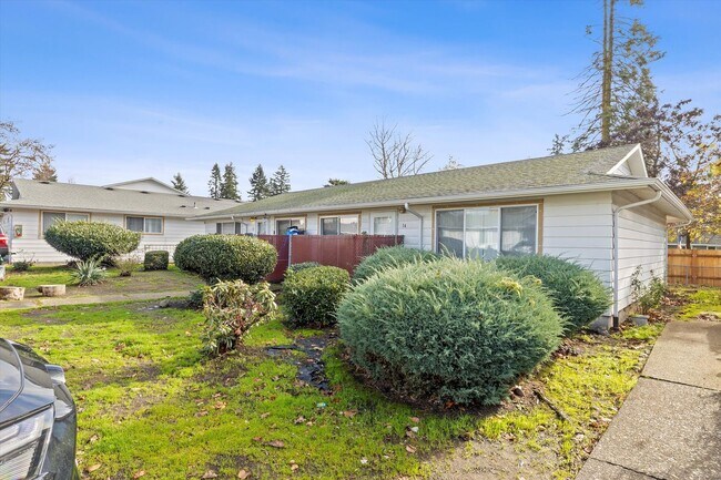 Interior Photo - Lincoln Court