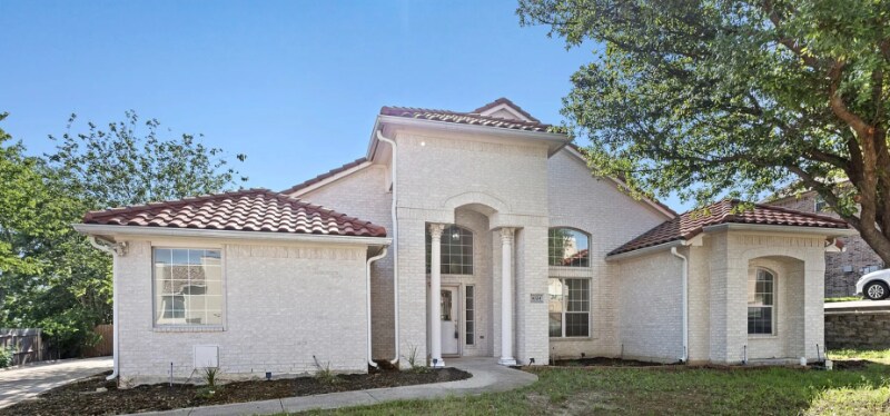 Building Photo - 4224 Las Brisas Dr