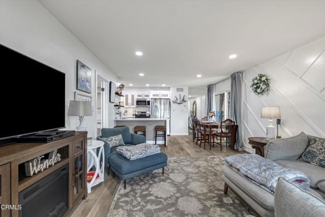 Building Photo - 660 Sunfish Way