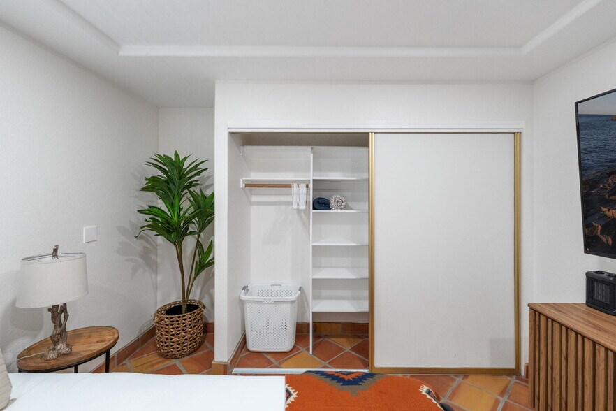 Building Photo - 58328 Bonanza Dr