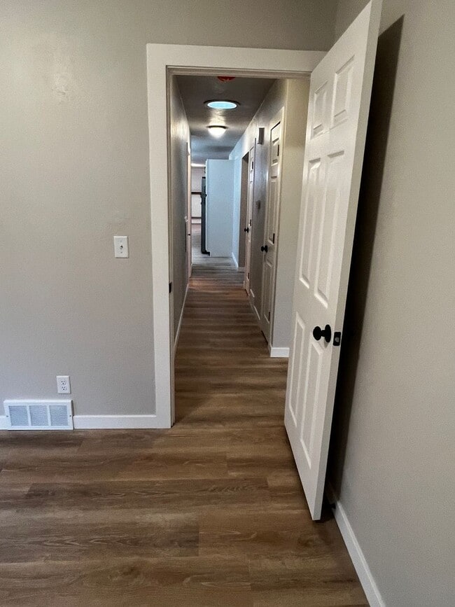 Building Photo - Spacious 4-Bedroom Home with Finished Basement & Garage