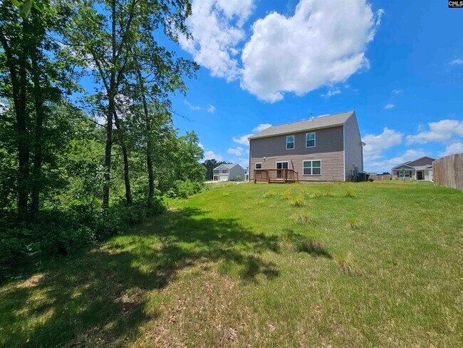 Building Photo - 152 Woodmere Dr
