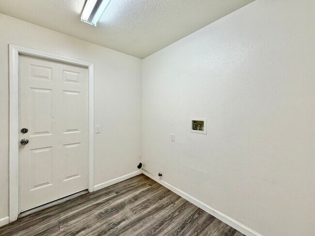 Building Photo - 57826 Joshua Ln