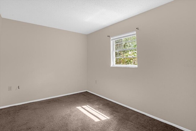 Building Photo - 15115 Omaha St