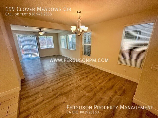 Building Photo - 199 Clover Meadows Cir