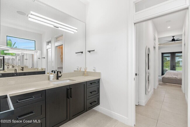 Building Photo - 8499 Serrano Cir